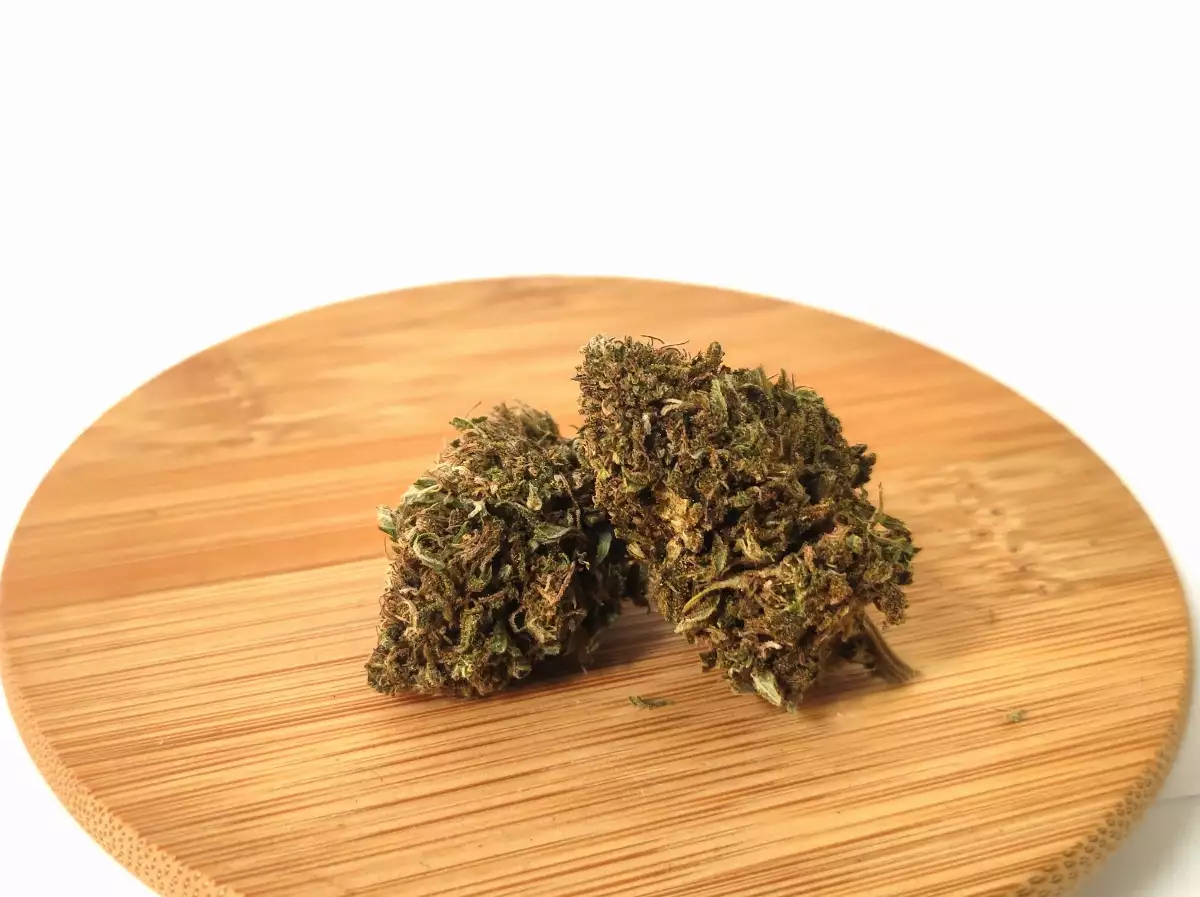 Pink Pineapple - fleur d'extérieur française 8% CBD